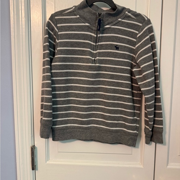 Gray Striped Kids 3/4 Zip Adorable Preppy Sweater Polo Shirt . Kids 7 - Picture 1 of 7